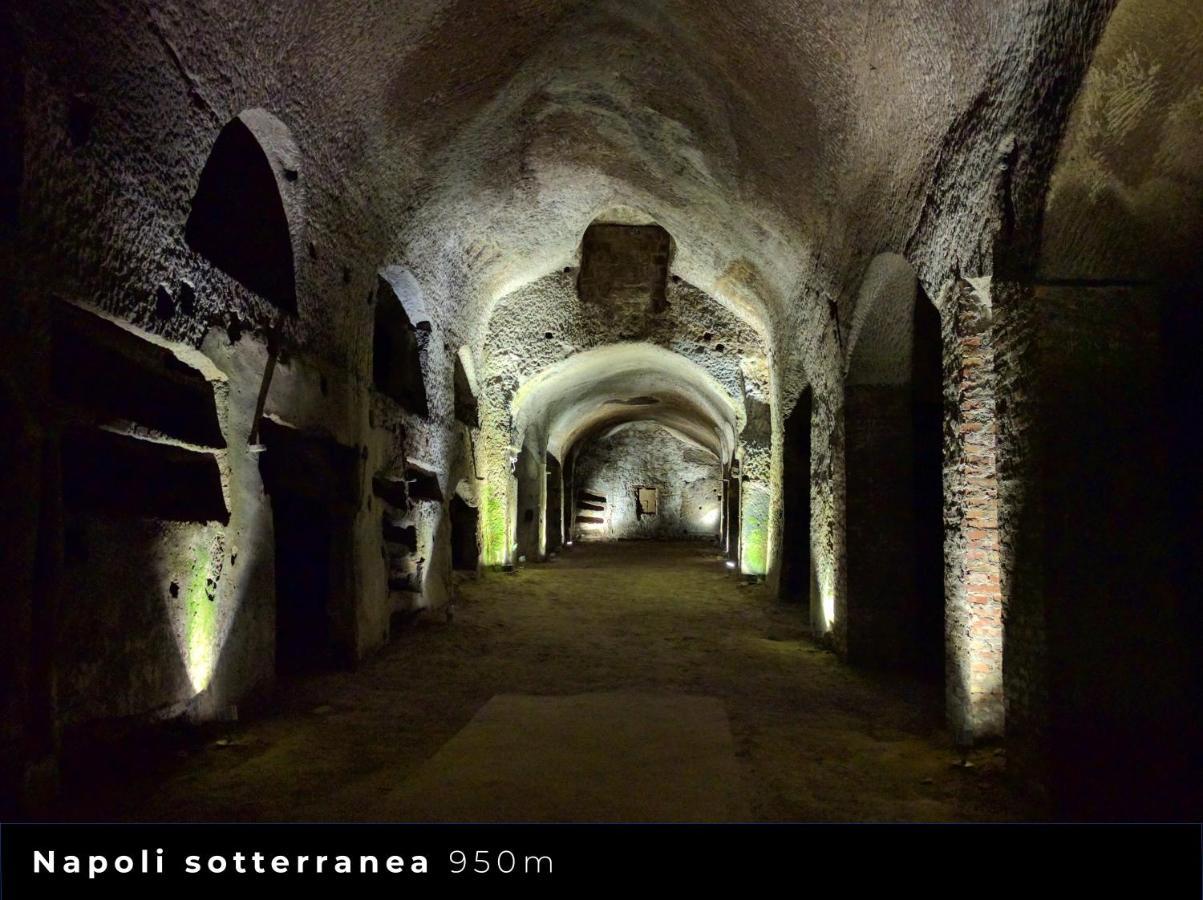 The Idyll Boutique Apartment - Suite In Napoli'S Spanish Quarters Bagian luar foto