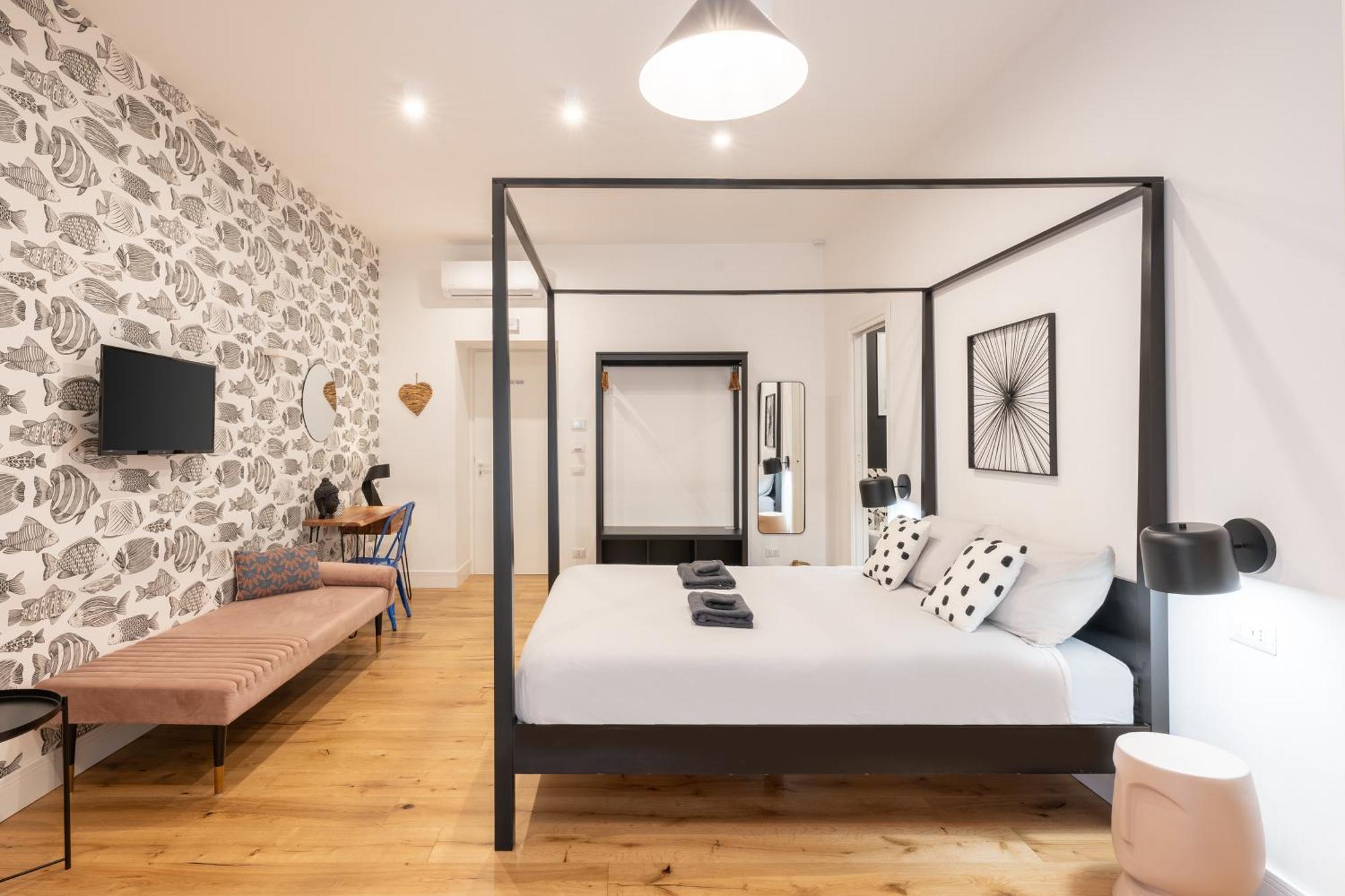 The Idyll Boutique Apartment - Suite In Napoli'S Spanish Quarters Bagian luar foto
