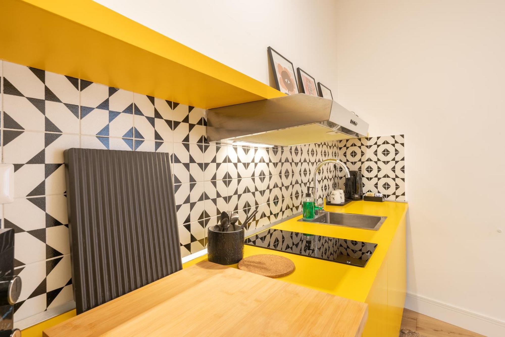 The Idyll Boutique Apartment - Suite In Napoli'S Spanish Quarters Bagian luar foto