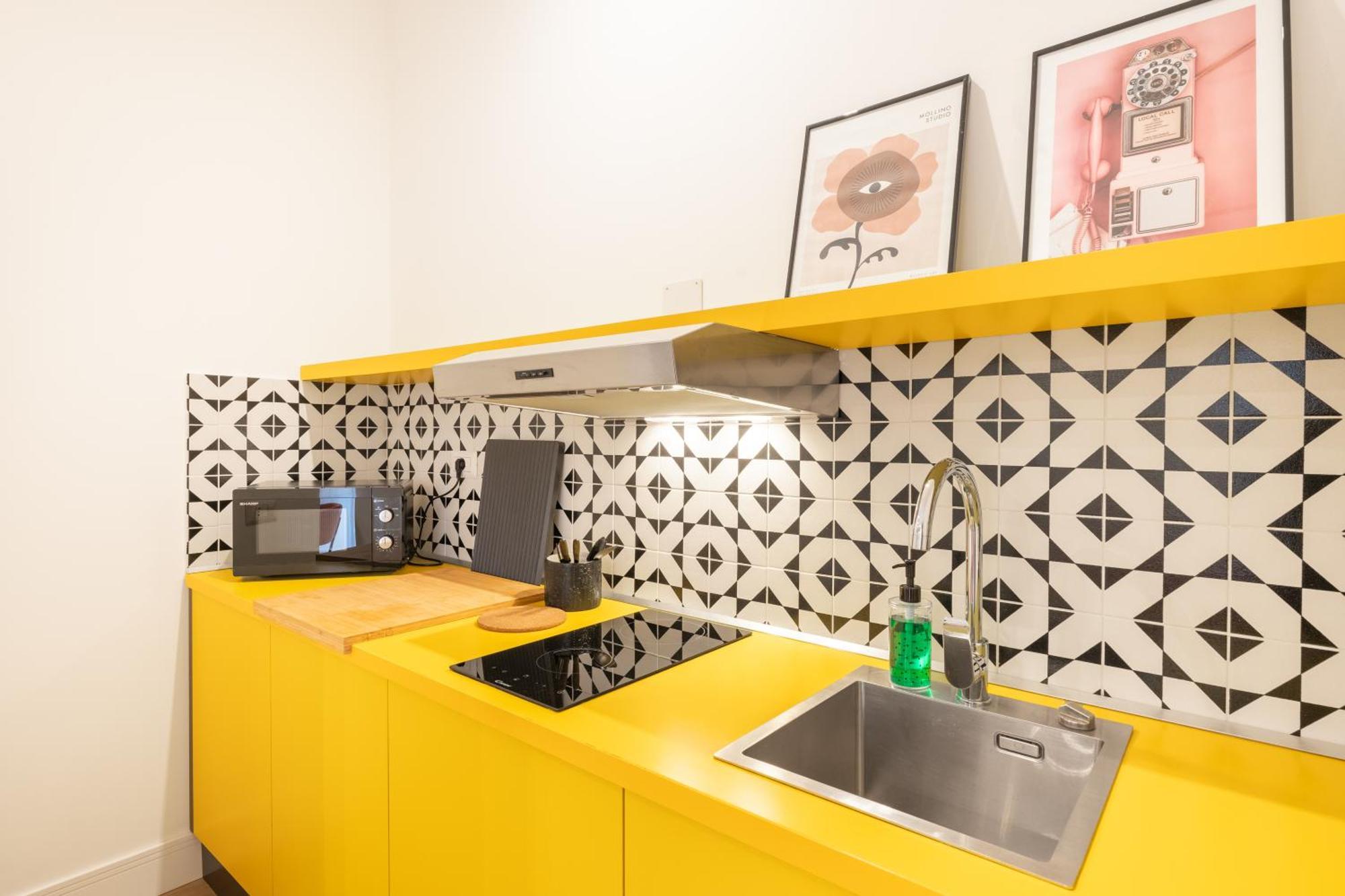 The Idyll Boutique Apartment - Suite In Napoli'S Spanish Quarters Bagian luar foto