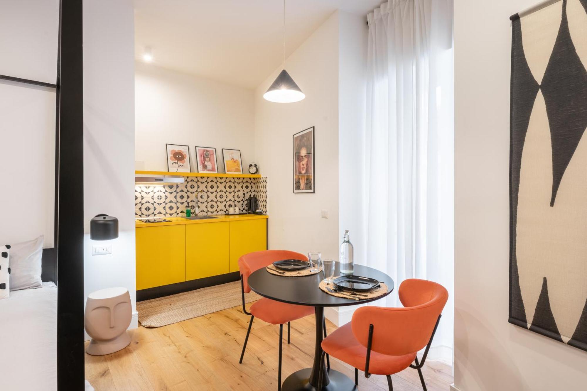 The Idyll Boutique Apartment - Suite In Napoli'S Spanish Quarters Bagian luar foto